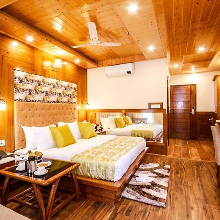 Suryansh Regency Manali Centrally Heated Air Cooled With Private Balconies Manāli Exteriér fotografie