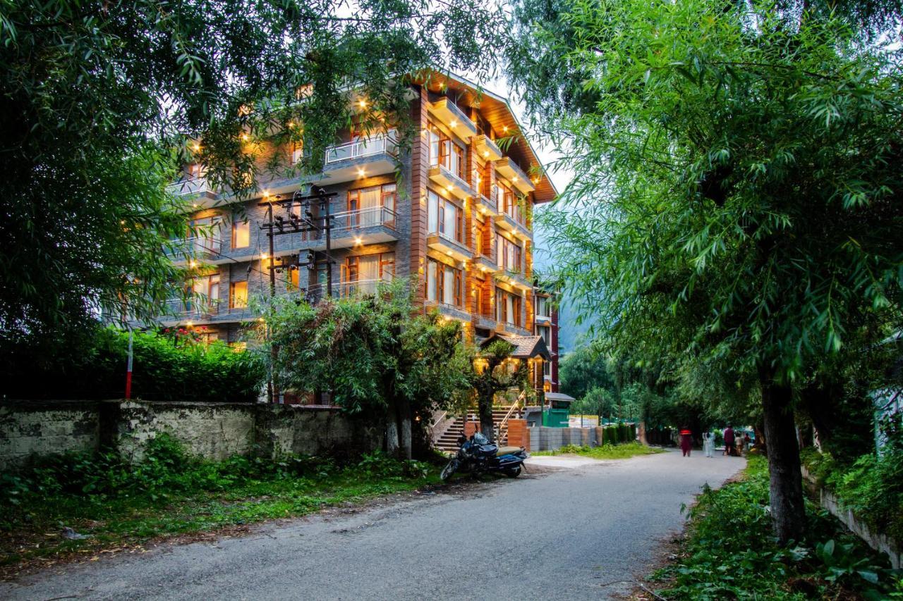 Suryansh Regency Manali Centrally Heated Air Cooled With Private Balconies Manāli Exteriér fotografie