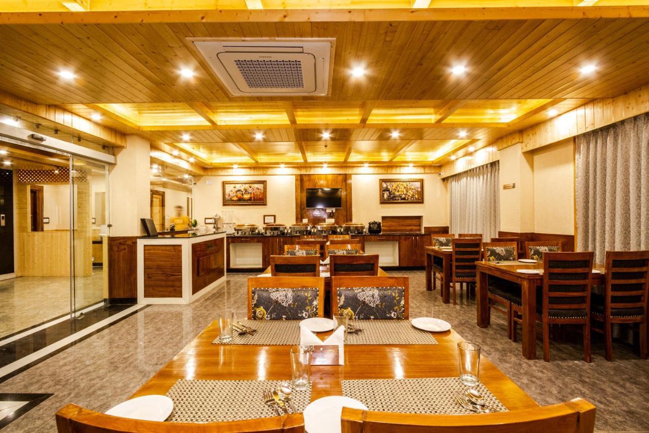 Suryansh Regency Manali Centrally Heated Air Cooled With Private Balconies Manāli Exteriér fotografie