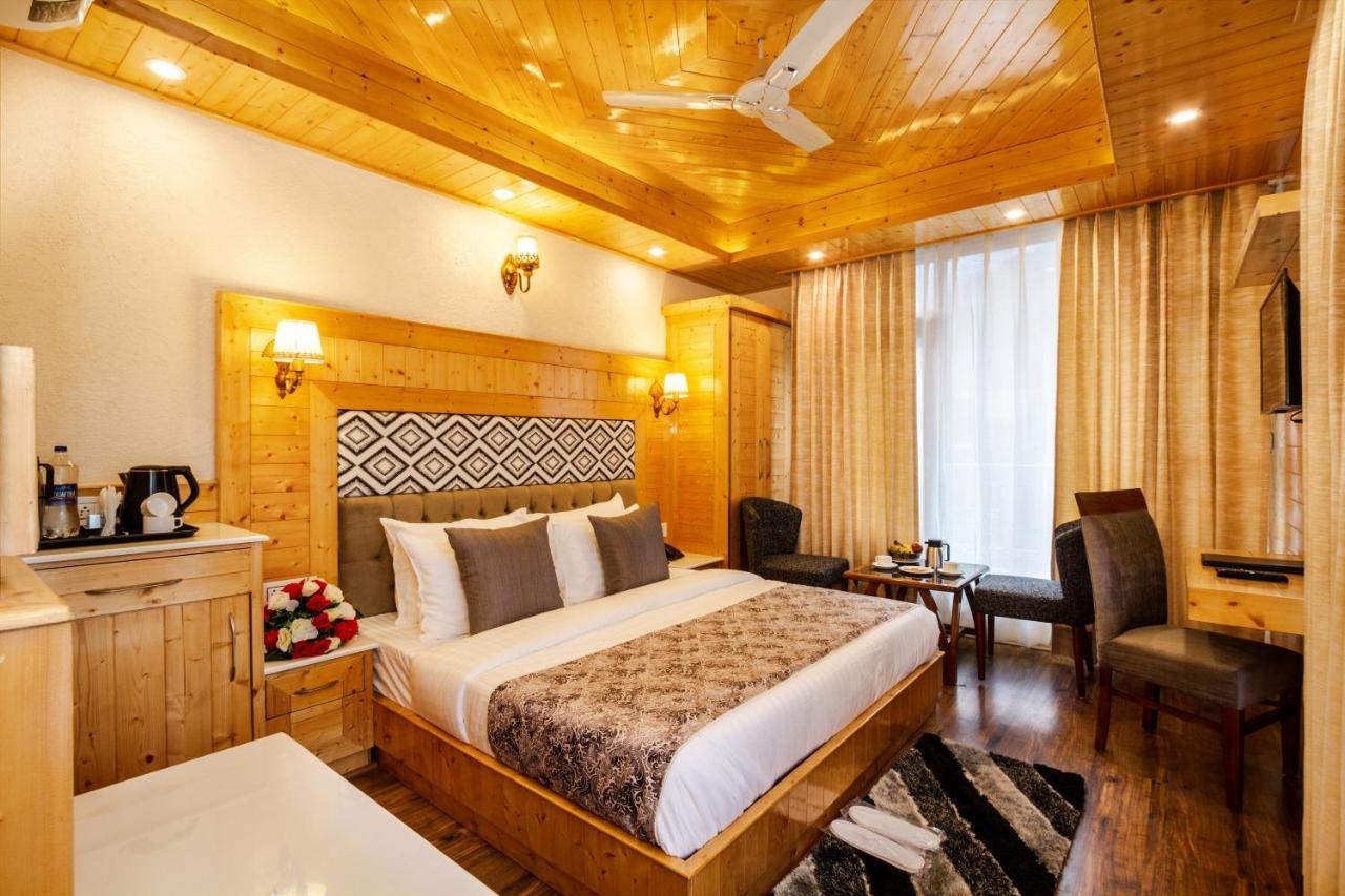 Suryansh Regency Manali Centrally Heated Air Cooled With Private Balconies Manāli Exteriér fotografie