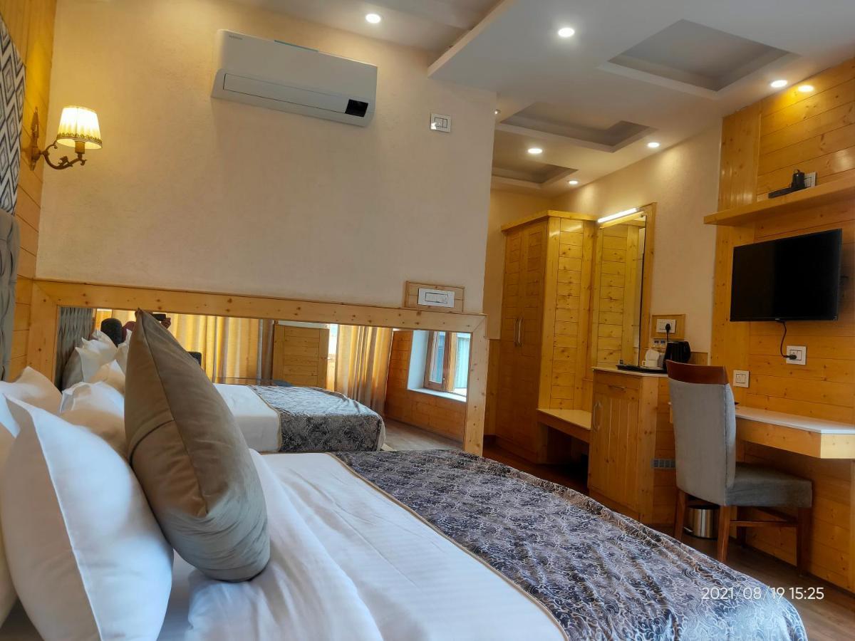 Suryansh Regency Manali Centrally Heated Air Cooled With Private Balconies Manāli Exteriér fotografie