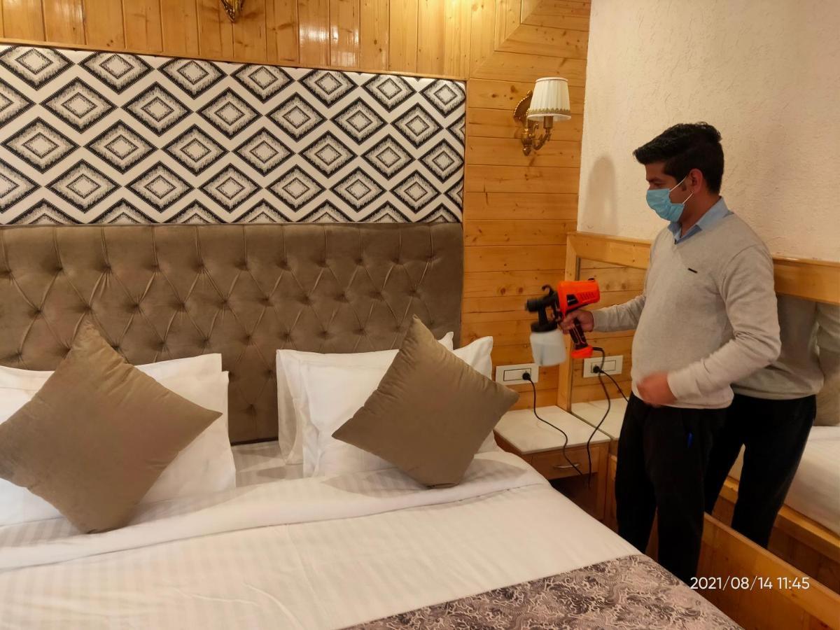 Suryansh Regency Manali Centrally Heated Air Cooled With Private Balconies Manāli Exteriér fotografie